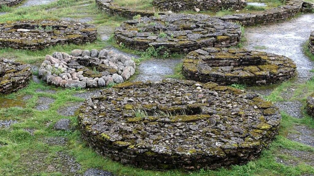 Stone cist graves from the Bronze Age in Northern Estonia