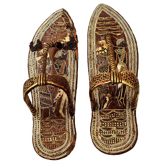 A pair of golden sandals found in King Tutankhamun's tomb that shows how Egyptian sandals were made