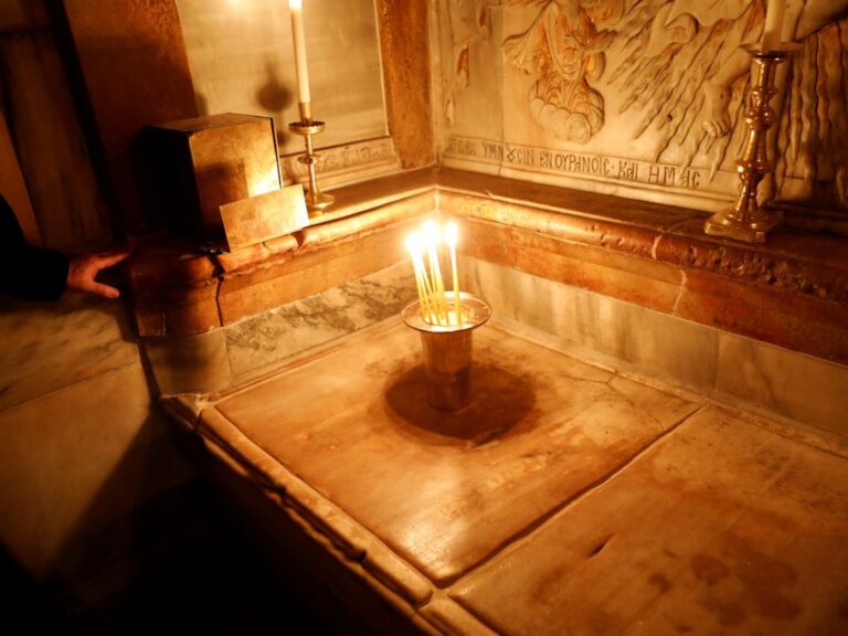 Scientists have found that the tomb of Jesus Christ is far older than ...