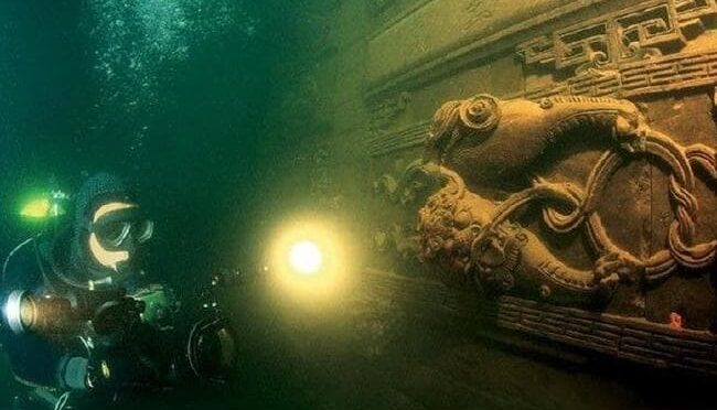 Divers found a perfectly preserved ancient Chinese underwater city