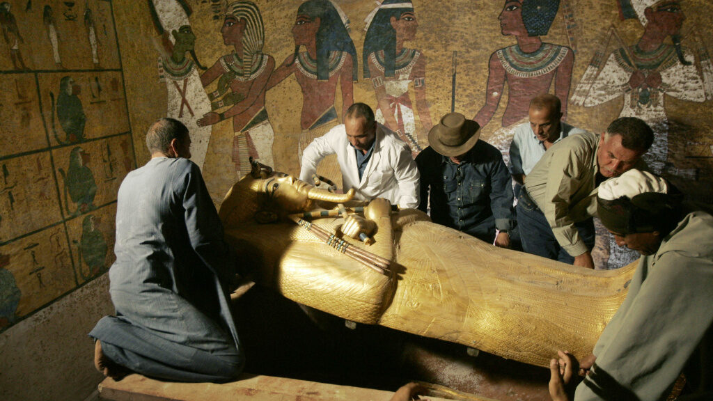 ‘He was NOT murdered!’ Egypt expert solves Tutankhamun mystery after new DNA test