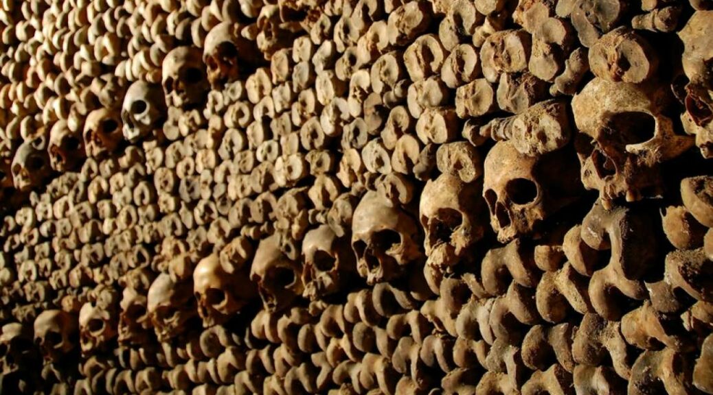 Why There Are Six Million Skeletons Stuffed Into The Tunnels Beneath Paris