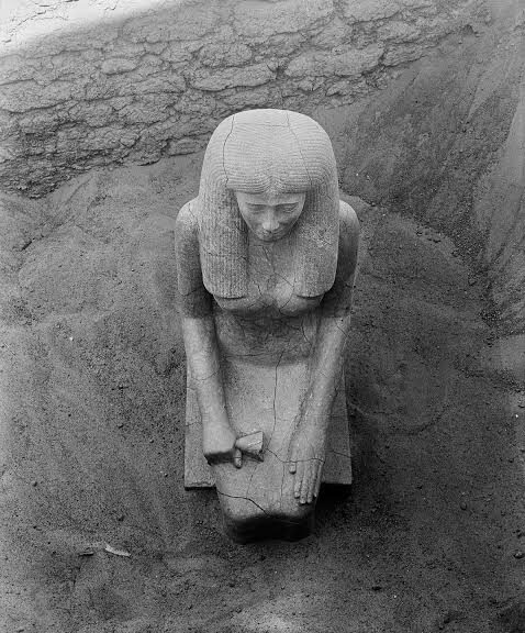 The Statue of Lady Sennuwy of Asyut Emerges from the ground at Kerma Sudan in 1913
