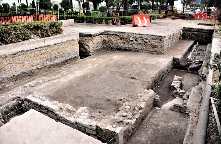 600-Year-Old Foundations Unearthed in Mexicapan