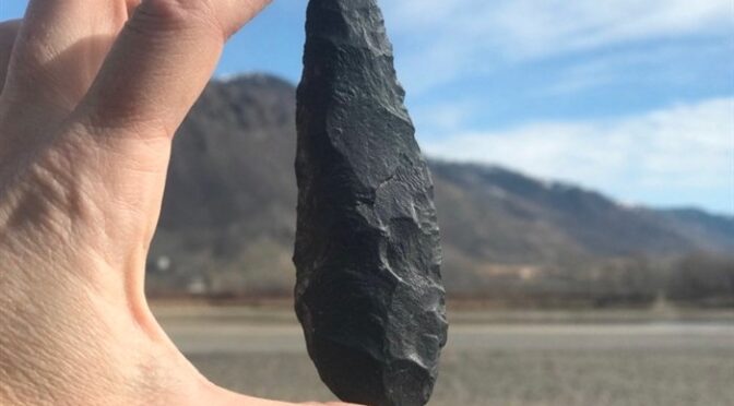 A Canadian archaeologist walking her dog finds a 9,000-year-old artifact on Thompson River