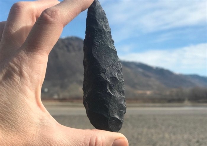 A Canadian archaeologist walking her dog finds a 9,000-year-old artifact on Thompson River