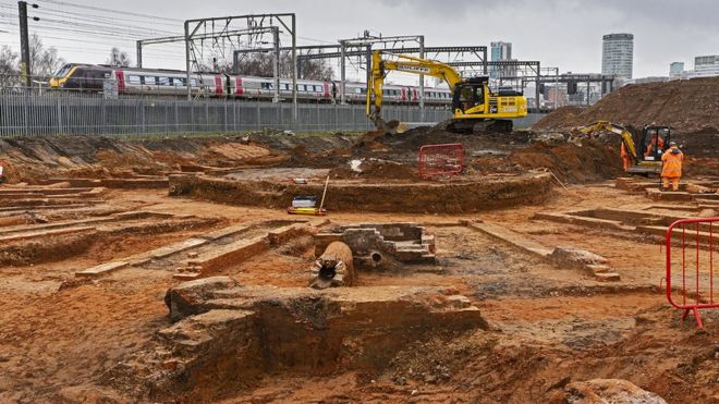 19th-Century Railway Turntable Unearthed in England