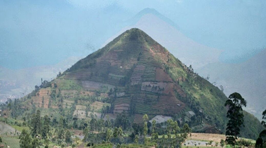 A 28,000-year mysterious pyramid is discovered at the top of Mount Padang, in west java Indonesia