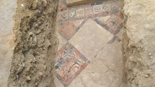 Decorated medieval tiles found under Bath Abbey floor