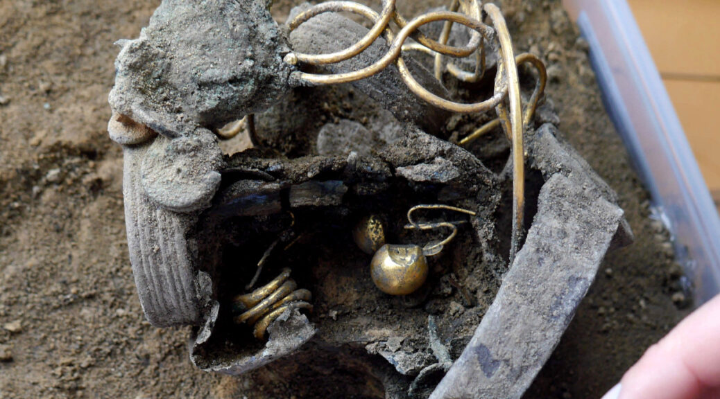 Ancient Roman jewelry found beneath the British department store