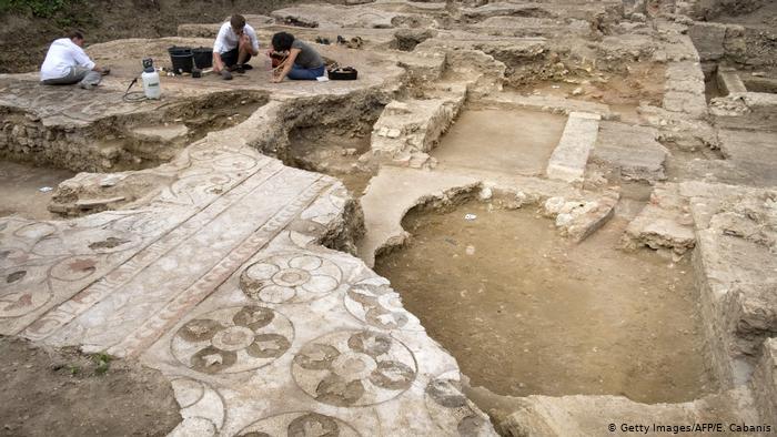 Archaeologists Discovered a 'Little Pompeii’ in France