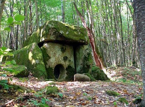 Ancient buildings found in Russia which is 25,000 years old