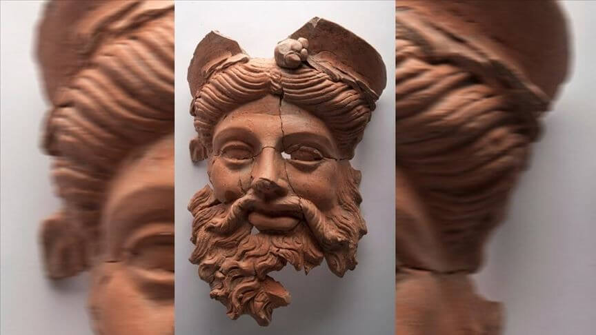 2,400-year-old mask of Dionysus unearthed in western Turkey