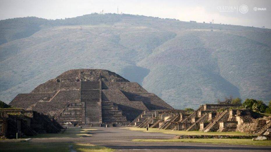 Mysterious Secret Tunnel Discovered Under Ancient Pyramid in Mexico