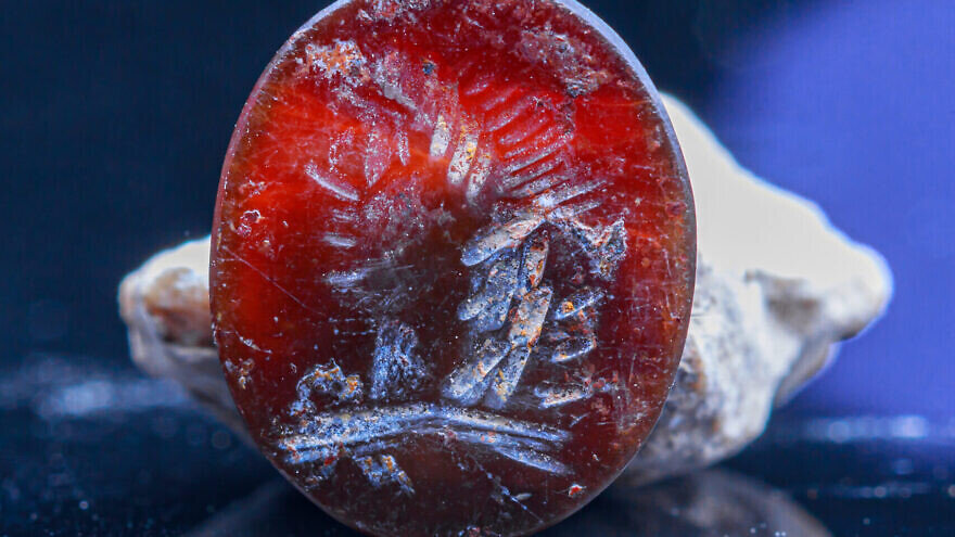 2,000-year-old seal depicting Greek god Apollo found in Jerusalem
