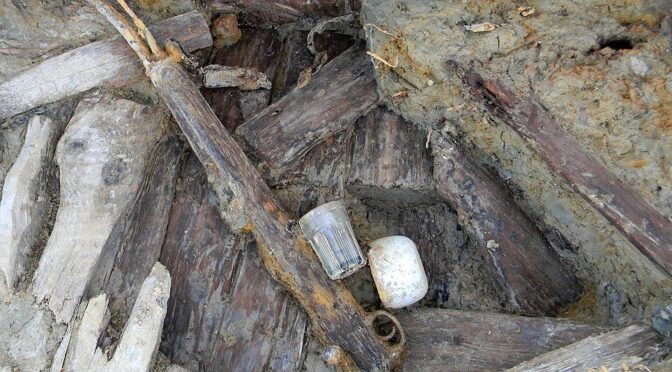 Discovered by chance 94 years on Bodies of 21 German soldiers in perfectly-preserved First World War trenches