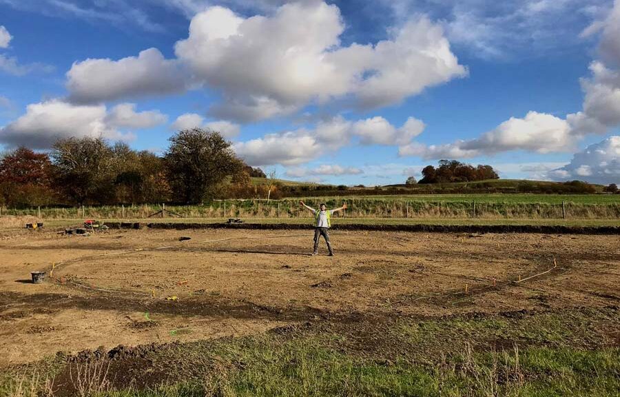 Archaeologists find unexpected iron age settlement in Oxfordshire