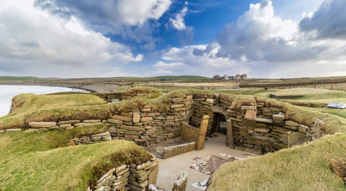 Well-Preserved Burial Cist Discovered on Scottish Island