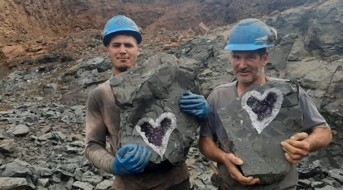 Amazing Heart-Shaped Amethyst Geode Discovered by Miners in Uruguay