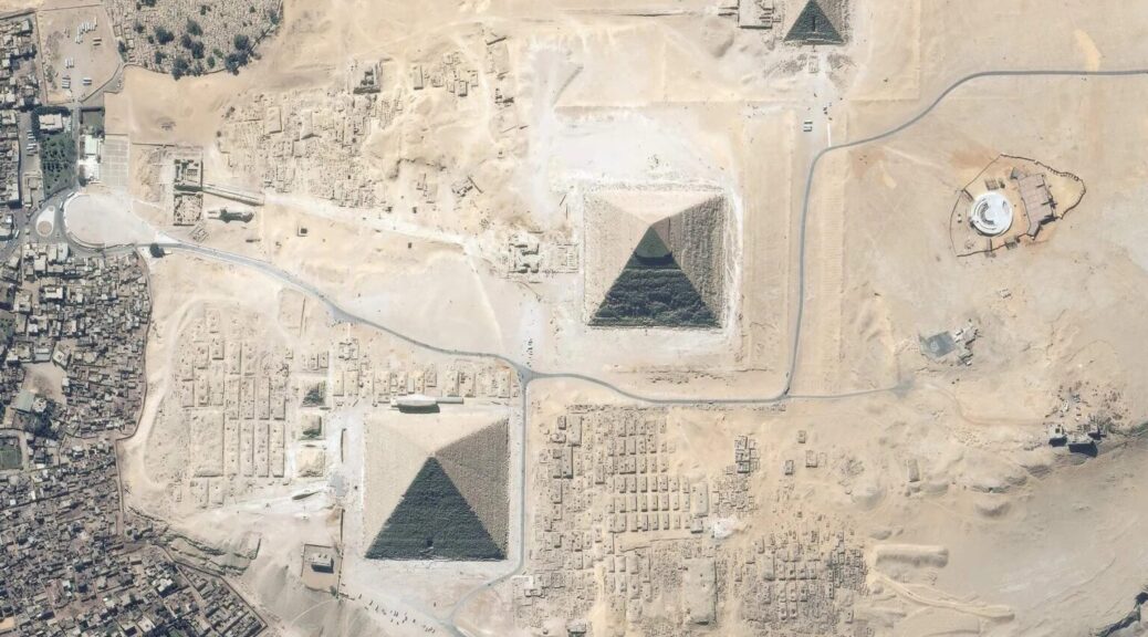Mysterious Giant Objects Discovered Near The Egyptian Pyramids On The Giza Plateau