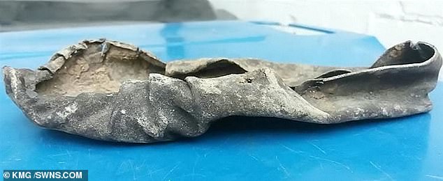 1,000-year-old shoe in the River Thames that was 'last worn in the run-up to the Battle of Hastings'