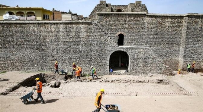 2,000-year-old Roman street unearthed in Turkey’s Diyarbakır