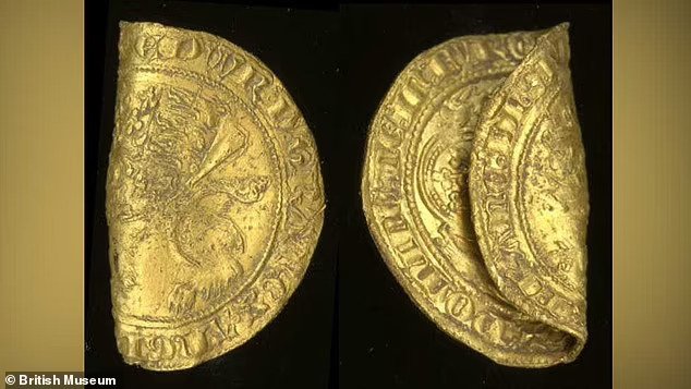 Medieval Gold Coins Unearthed in Eastern England