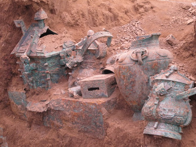 3000-year-old Wine Vessel Unearthed in Shaanxi