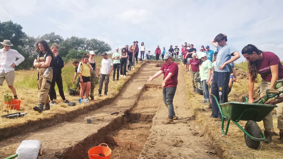 Medieval Castle Remains Uncovered in England