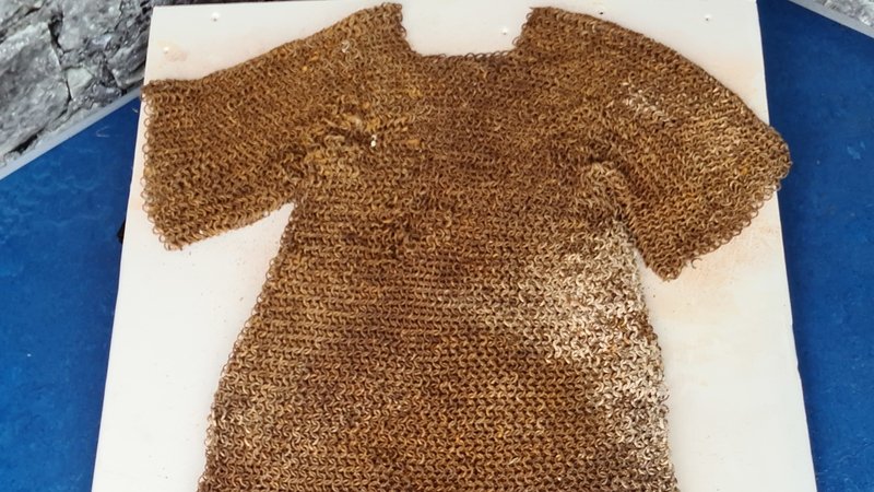 ‘Extraordinary’ 800-year-old chain mail found in Co Longford