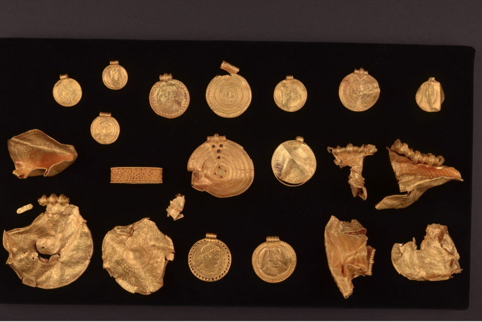 Huge and exquisite gold hoard from Iron Age discovered in Denmark