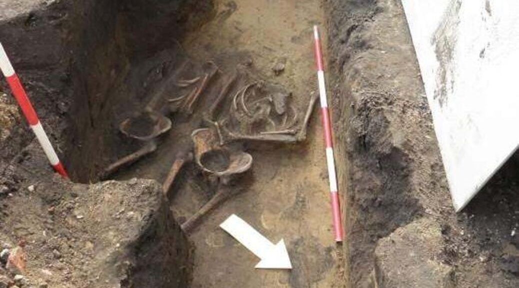 Man finds ancient grave and remains while digging foundation for garage