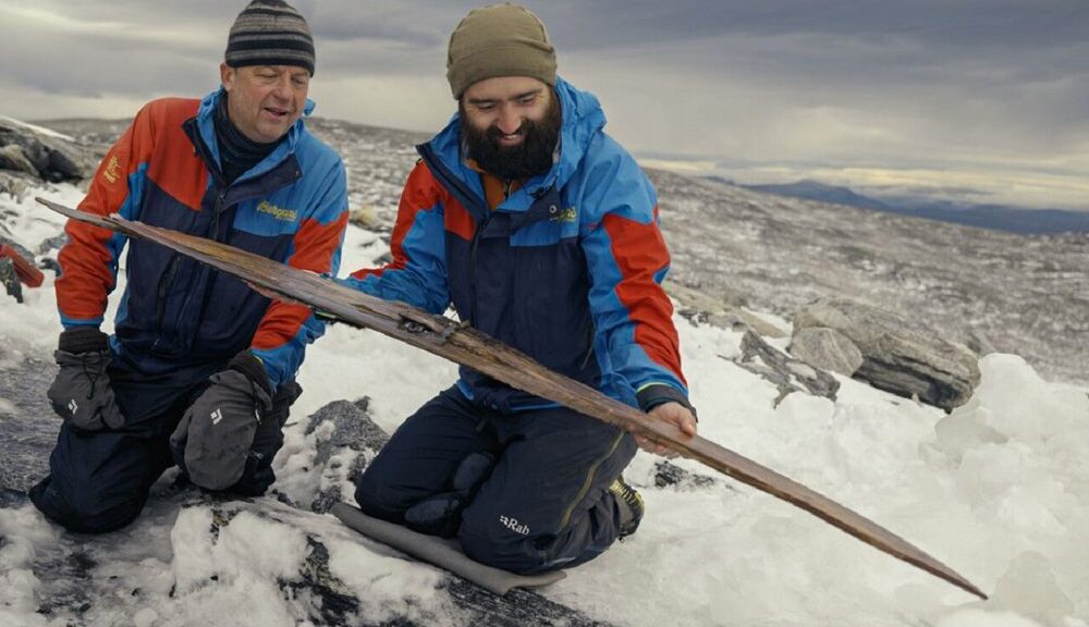 Archaeologists Extract 1,300-Year-Old Wooden Ski From Norwegian Ice