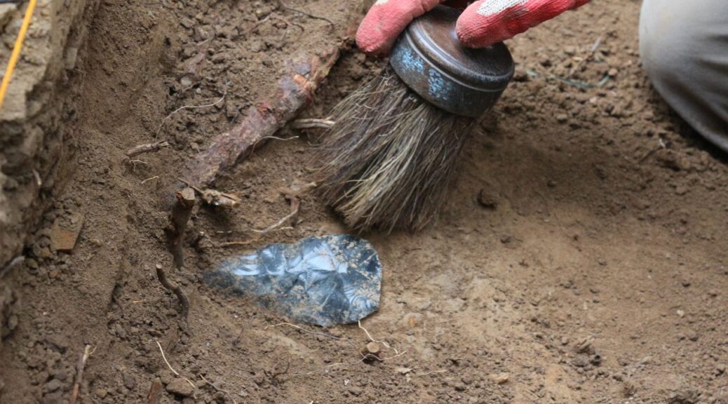 Large discovery of Native American artifacts in Willamette Valley