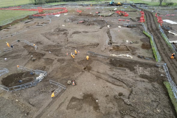 Vast Roman town and hundreds of artefacts uncovered during rail excavation