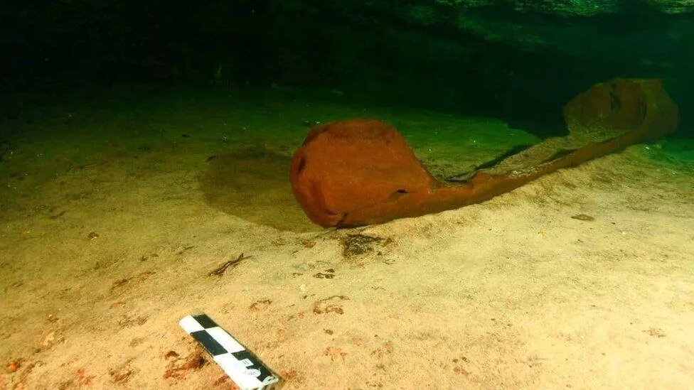 Archaeologists in Mexico find 1,000-year-old Mayan canoe