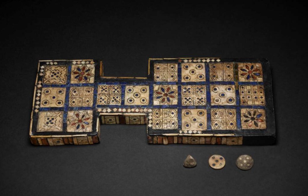 Archaeologists Unearth 4,000-Year-Old Stone Board Game in Oman