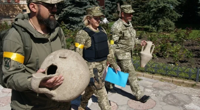 Ukrainian Soldiers Discover Archaeological Treasures While Digging Defenses in Port City Odessa