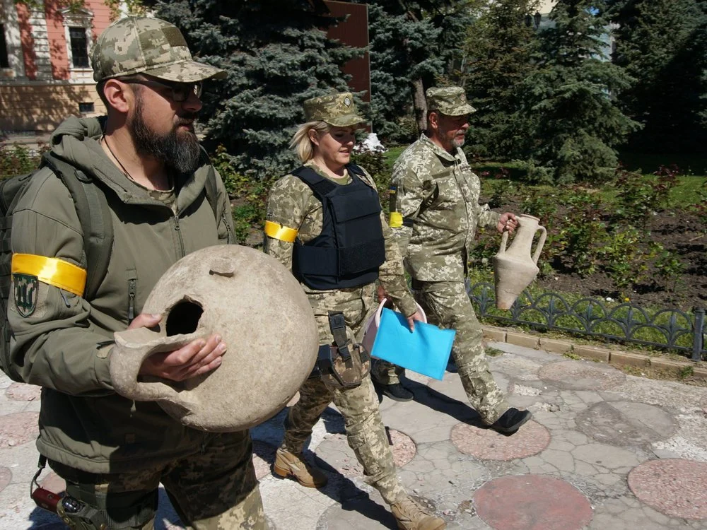 Ukrainian Soldiers Discover Archaeological Treasures While Digging Defenses in Port City Odessa