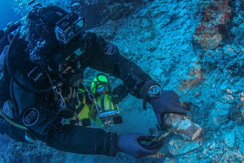 Researchers Return to Greece’s Antikythera Shipwreck