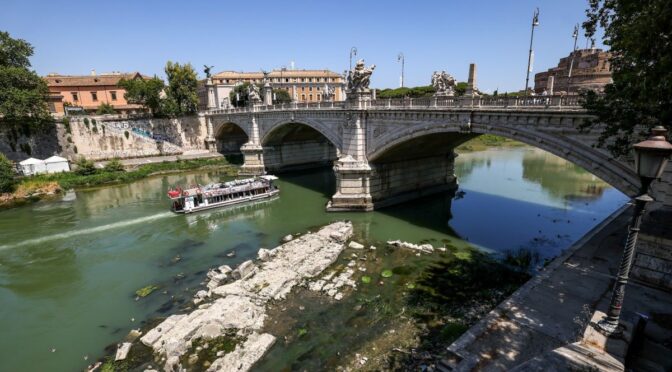 Hidden ancient Roman 'Bridge of Nero' emerges from the Tiber during severe drought