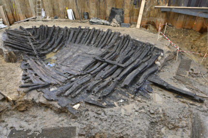 1,300-year-old shipwreck found in France