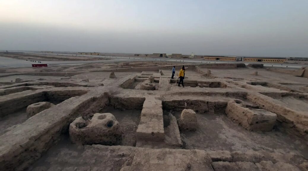 Archaeologists uncover the ancient city and hundreds of artefacts close to Baghdad