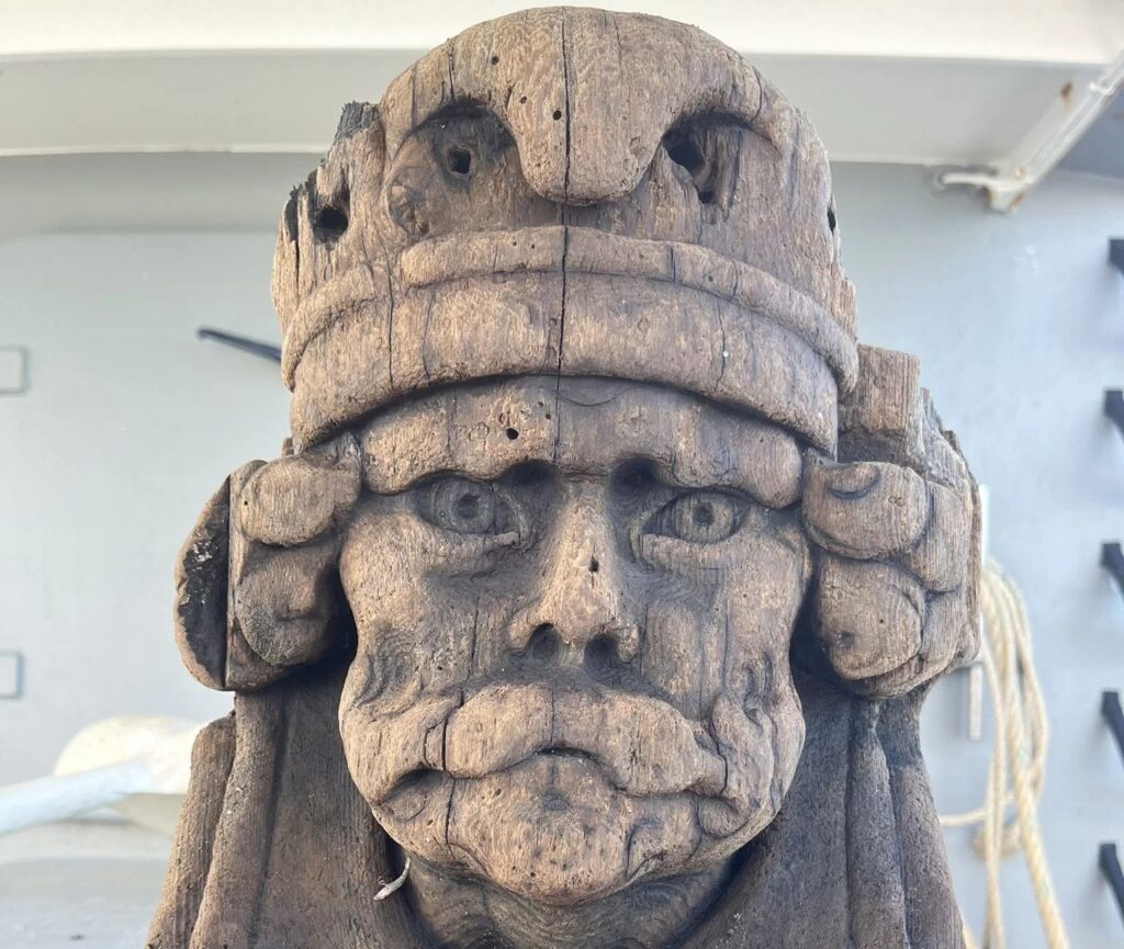 400-year-old Ship Figurehead from 80 Years War Caught By Dutch Shrimpers!
