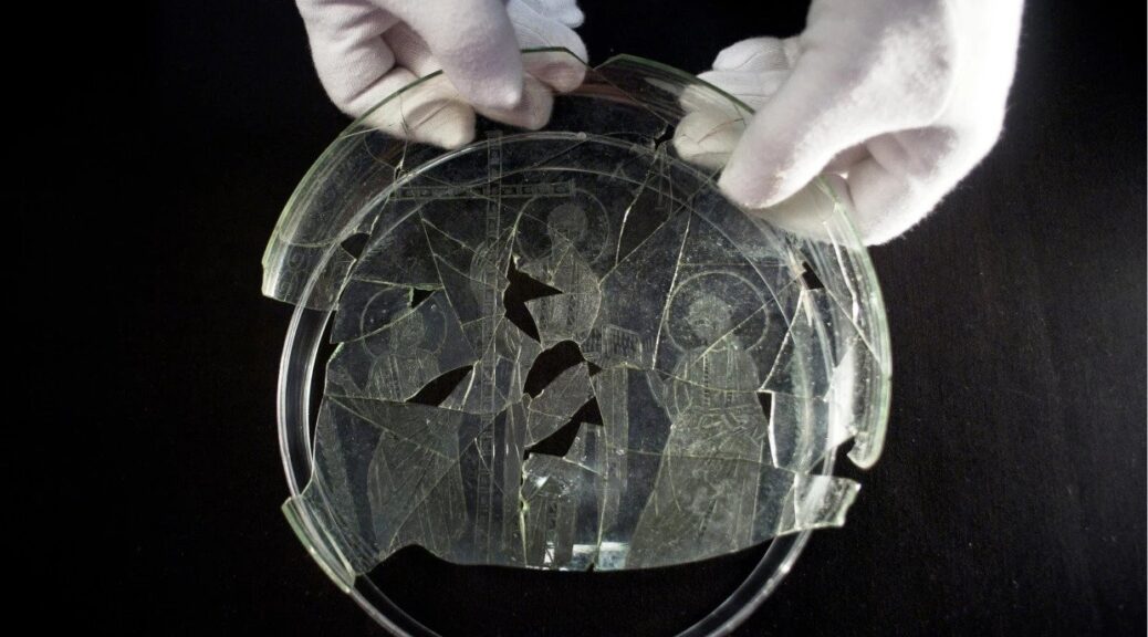 Ancient Glass Plate From Spain Shows a Beardless Jesus