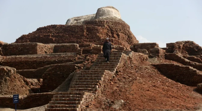 Record rains in Pakistan damage Mohenjo Daro archaeological site