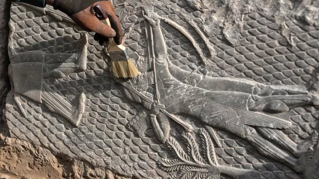 В Ираке обнаружены редкие каменные скульптуры возрастом 2700 лет