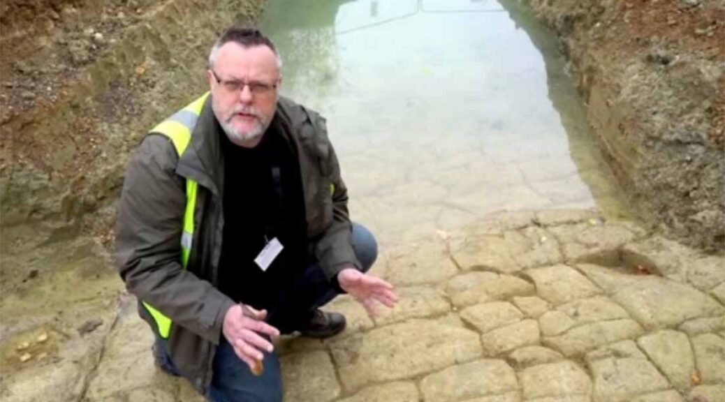 History buffs on 2,000-year-old Roman road discovery near Evesham