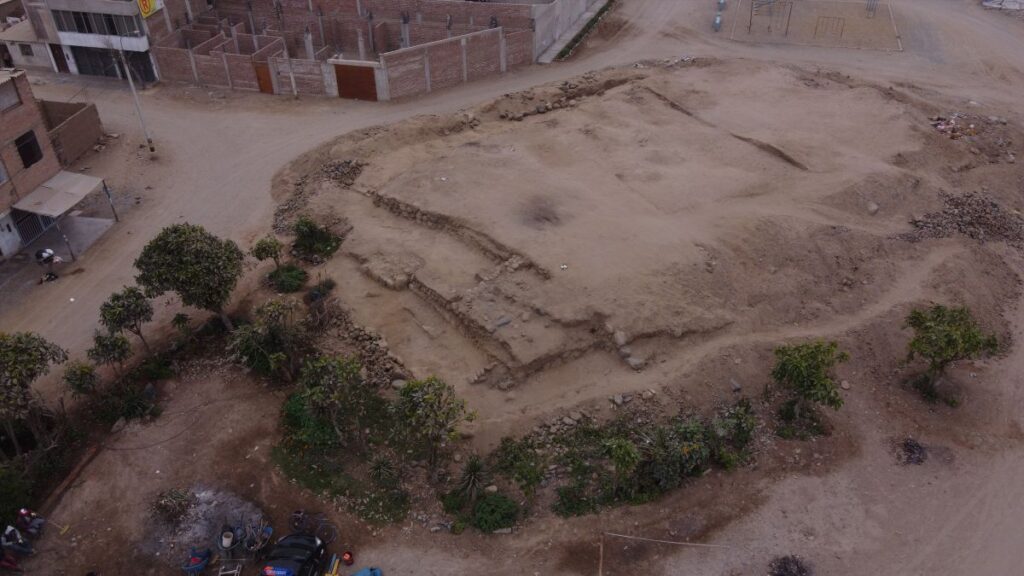 Жертвоприношения детей с вырванными сердцами найдены при раскопках в Перу