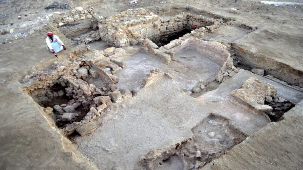 Bathhouse Dated to Third Century B.C. Uncovered in Egypt